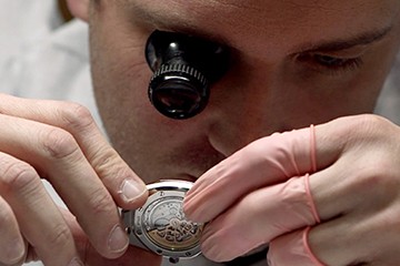 郑州劳力士手表偷停了售后维修电话