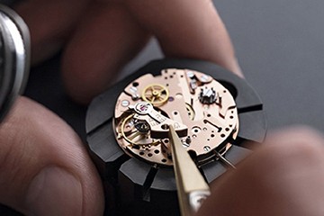 请问有谁知道郑州劳力士表那有维修点